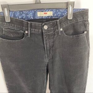 Levi’s women’s black washed jeans Sz 10M waist 30” inseam 30”